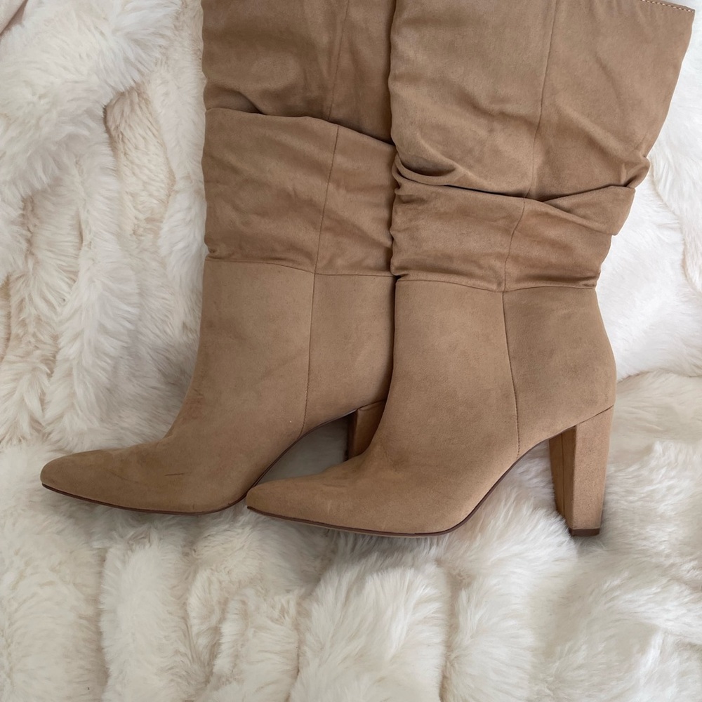 women's Banana Republic Taupe Suede Boots Heels size 8.5 Slouchy boot biscotti - Picture 15 of 17
